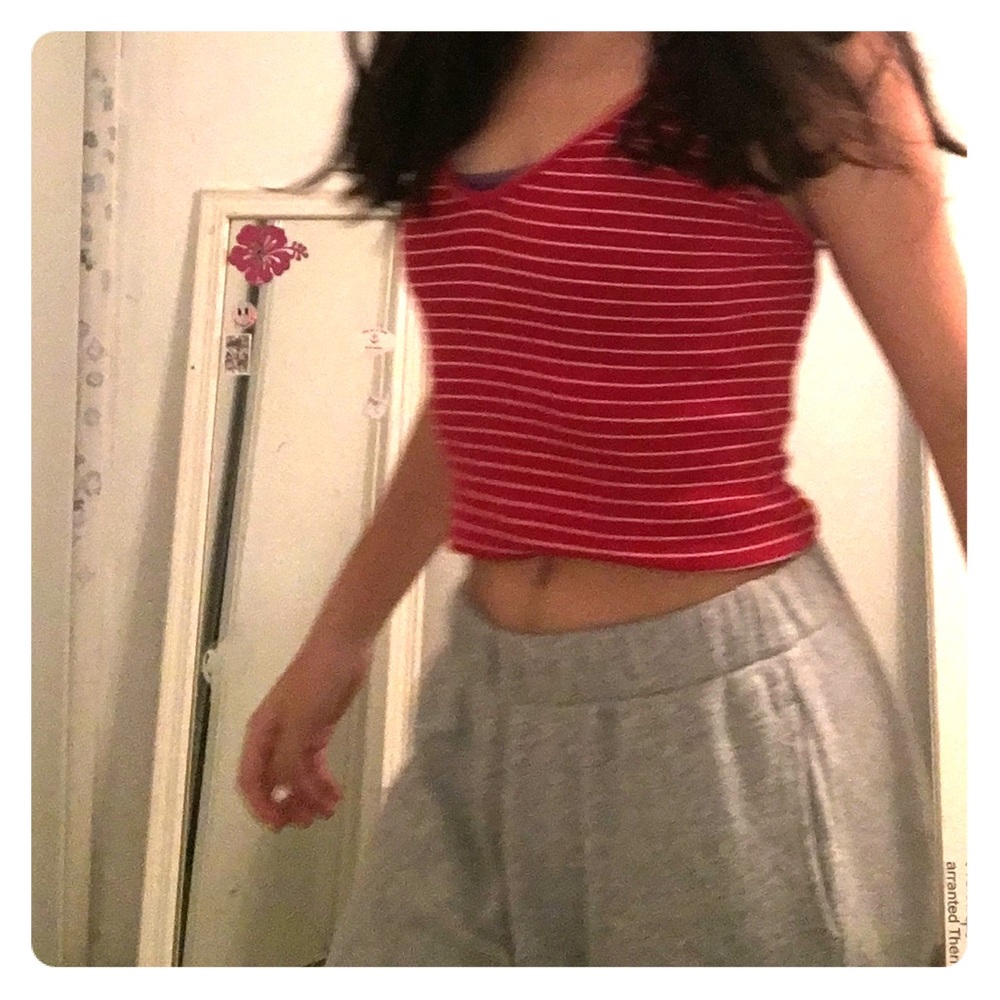 BRANDY MELVILLE stripped tank top 🤍🙌